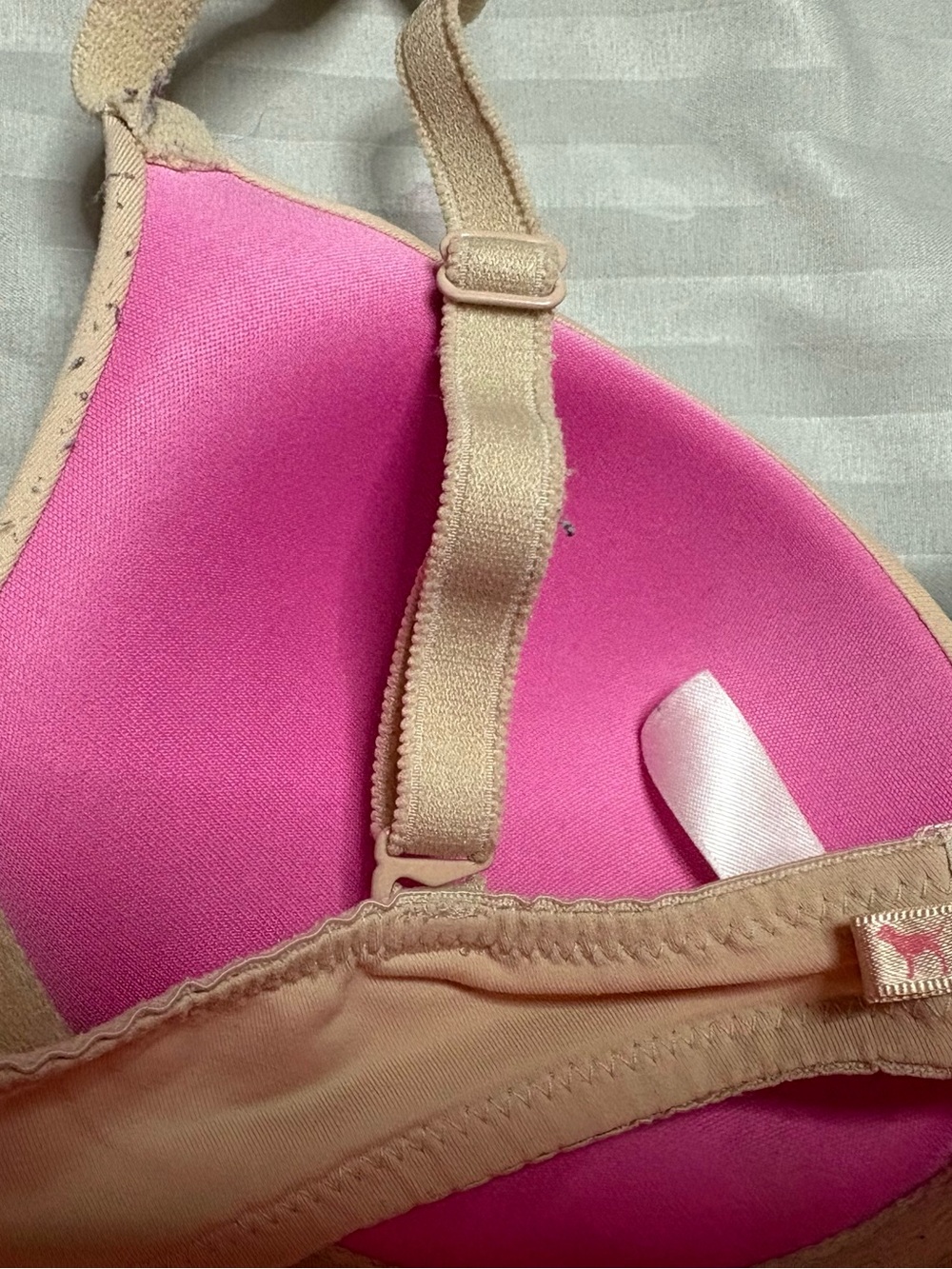 Everyday Smooth T-Shirt Push Up Bra by Pink VS - Picture 3 of 6
